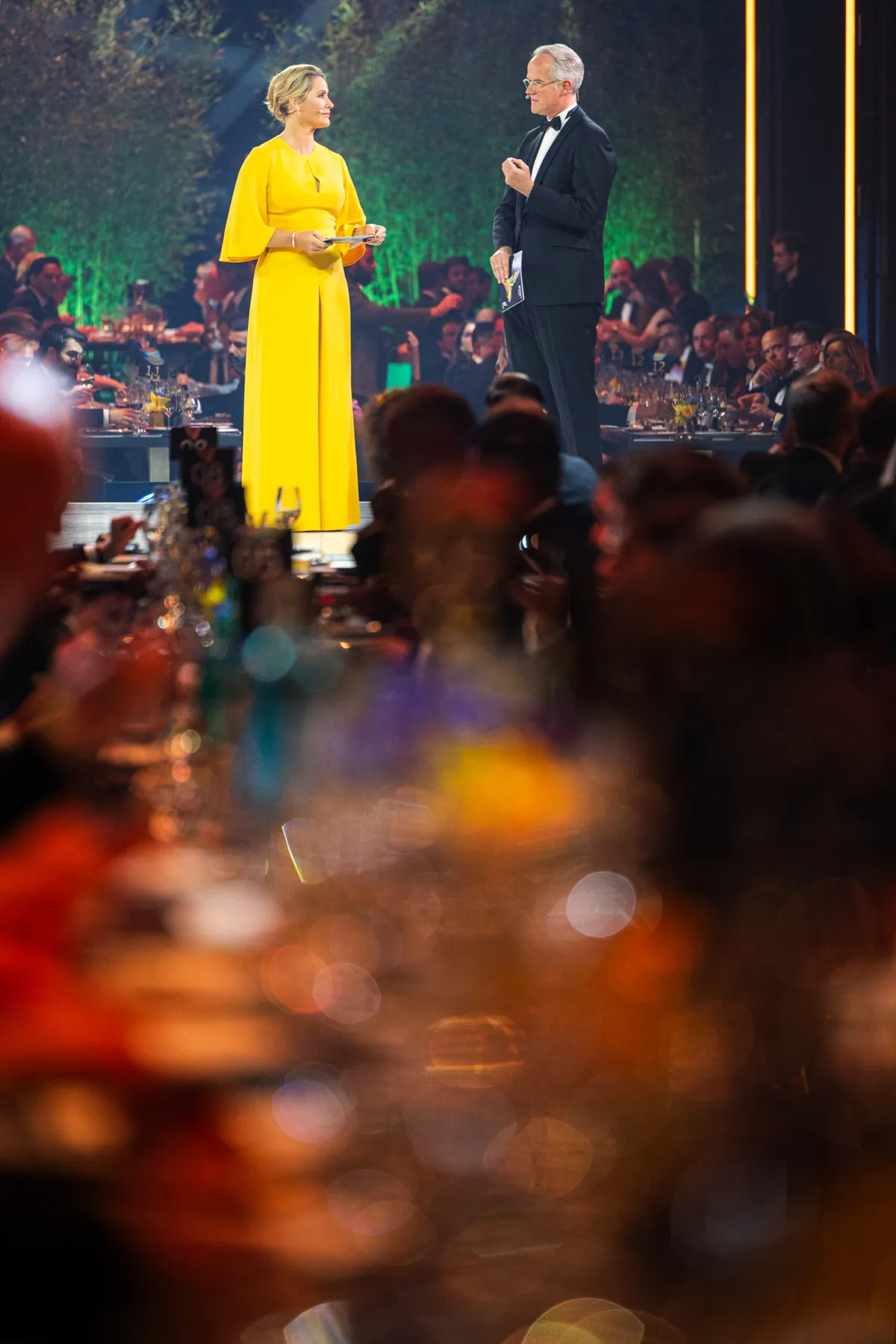 Follow-Mes Unternehmer des Jahres Award bei der Preisverleihung.